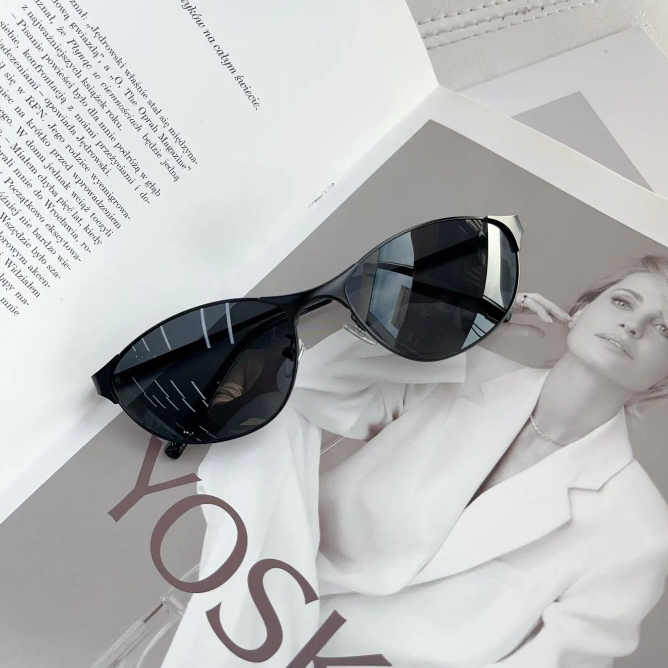Y2K futuristic spicy girl style niche street style cat eye sunglasses